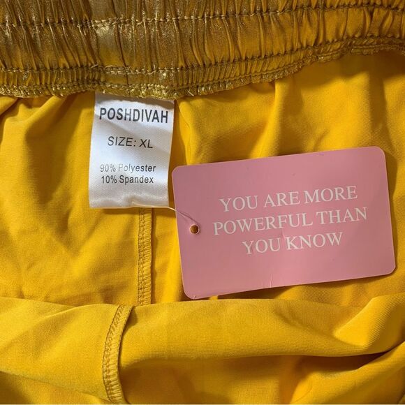 NWT Poshdivah Metallic Gold Shorts 6-8 - Picture 10 of 13